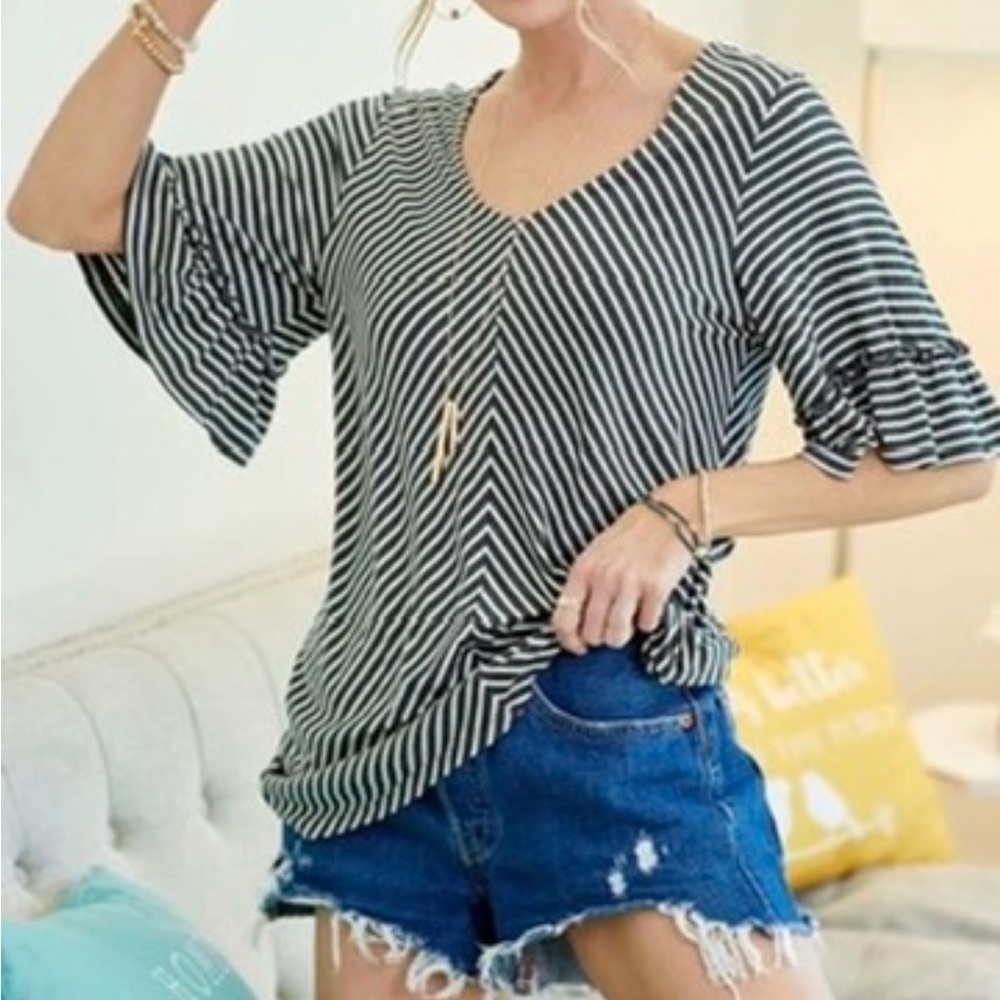 Elegant Black and White Striped Women's Tunic